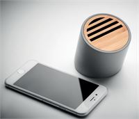 SPEAKER IN CEMENTO CALCAREO E BAMBOO